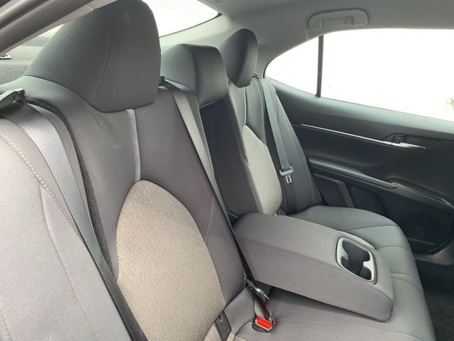 2023 Toyota Camry Hybrid LE photo