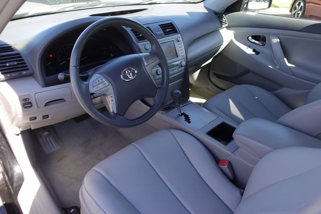 used 2007 Toyota Camry Hybrid car, priced at $7,500