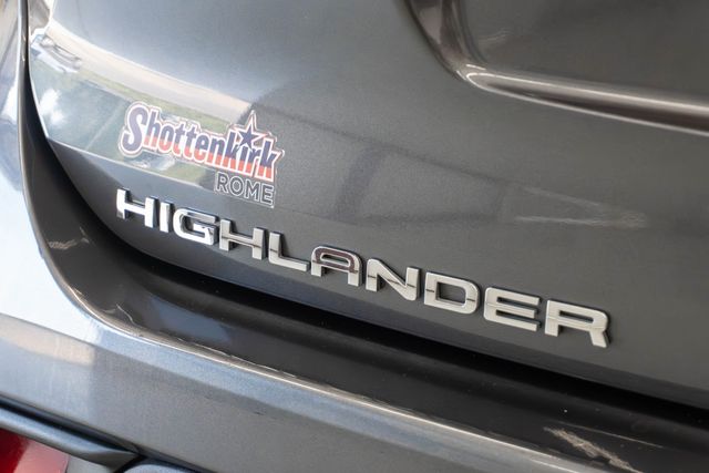 Used 2023 Toyota Highlander SUV