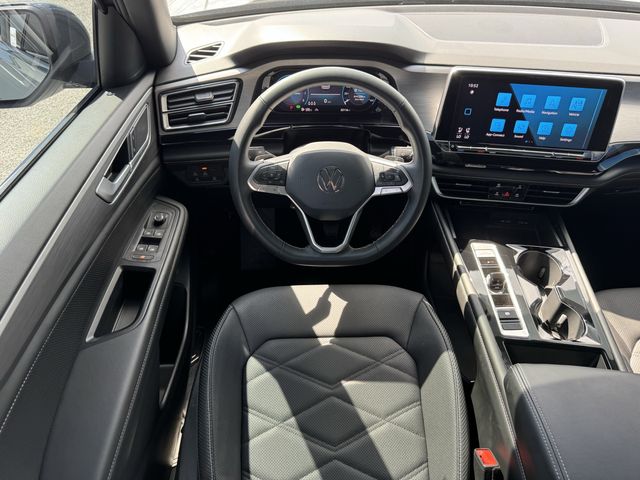 2024 Volkswagen Atlas Cross Sport 2.0T SE w/Technology Gray at DeMontrond Auto Country