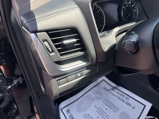 Used 2023 Nissan Rogue SUV
