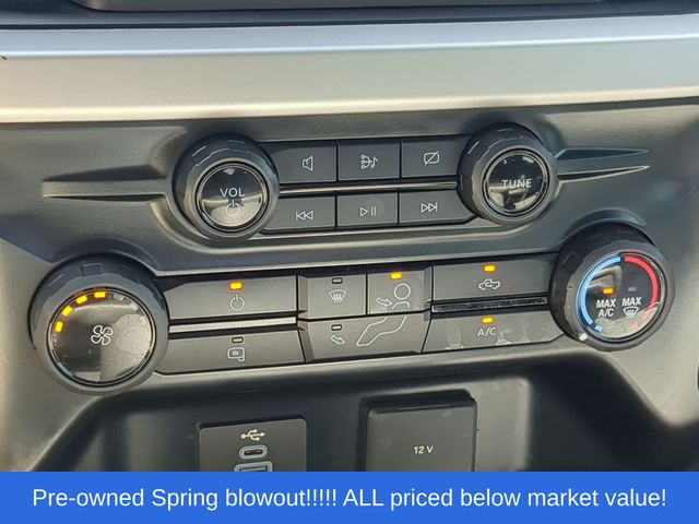 Used 2024 White Ford XL image 31