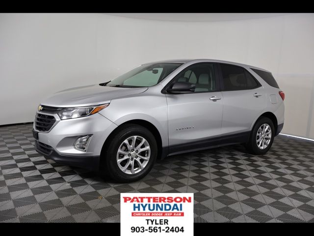 2020 Chevrolet Equinox LS's photo