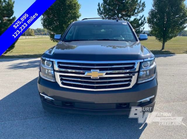 2017 Chevrolet Suburban Premier 8