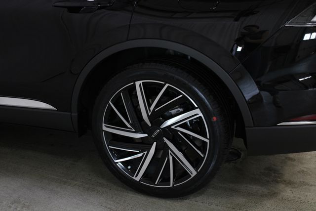 New 2026 Black Lincoln Reserve image 29