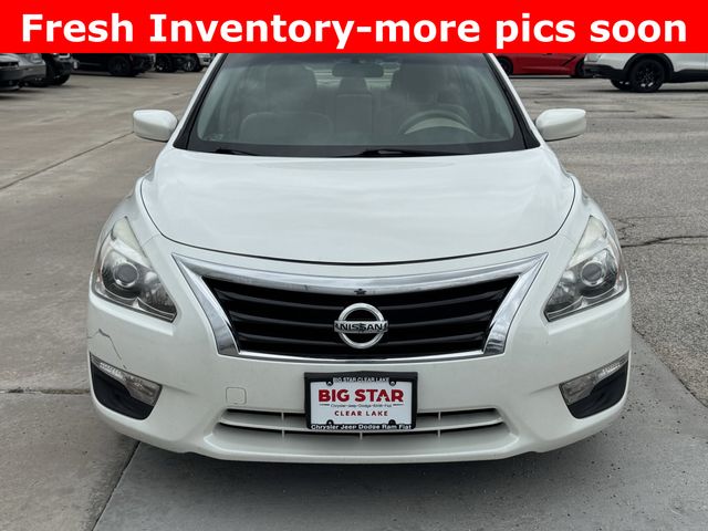 2014 Nissan Altima 2.5 S White at Joe Myers Mazda Kia