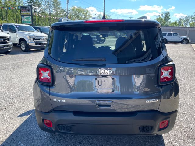 2021 Jeep Renegade Latitude - Graphite Gray exterior view 6