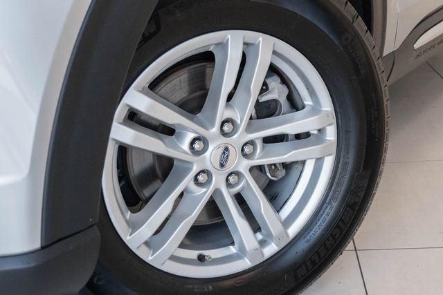 Used 2024 Ford Explorer SUV