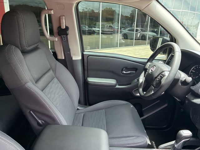 2024 Nissan Frontier SV White at Royal Nissan