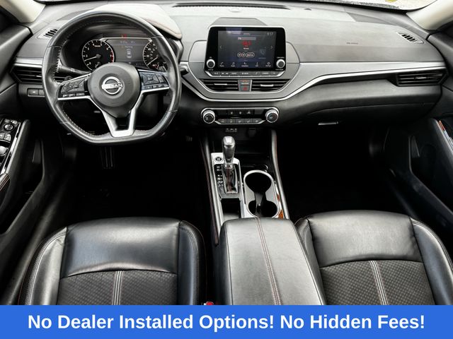 2023 Nissan Altima 2.5 SR White at Durrett Motor Company