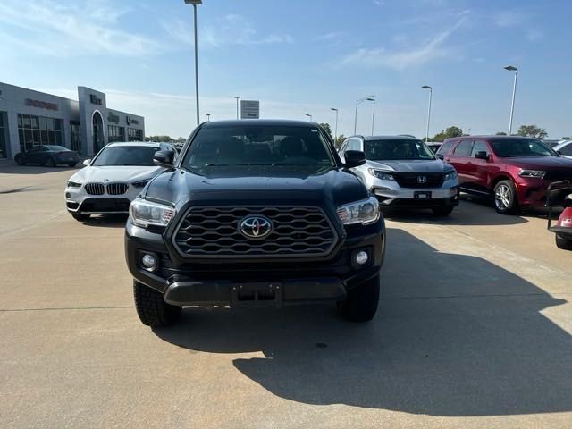 Used 2022 Toyota Tacoma TRD Sport with VIN 3TMCZ5ANXNM460734 for sale in Kansas City