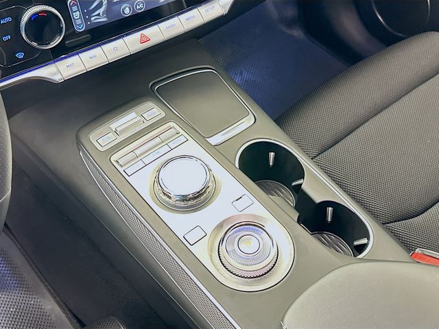 Thumbnail: 2025 Genesis GV70 - 17