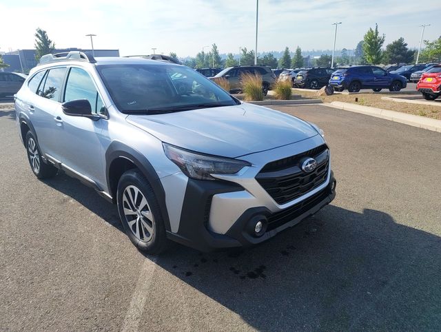 2023 Subaru Outback Premium's photo
