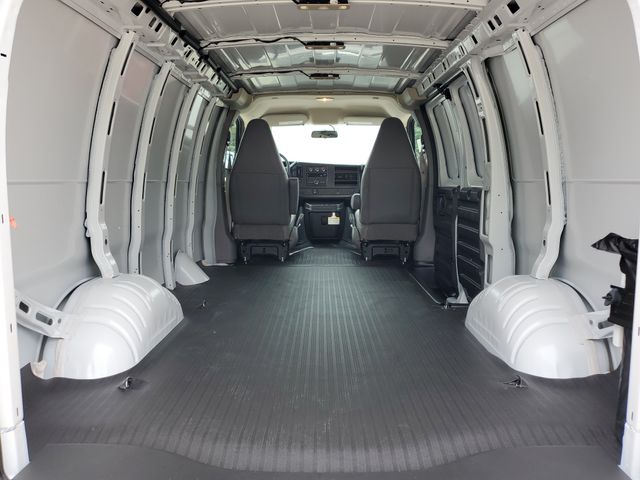 New 2026 Chevrolet Express 2500 - photo 2
