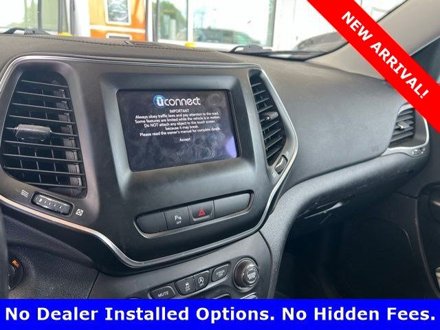 2019 Jeep Cherokee Latitude Plus White at Texan Dodge Chrysler Jeep Ram