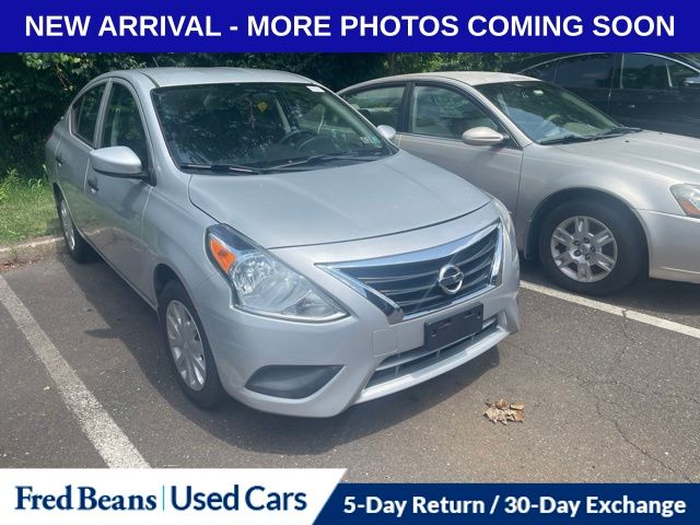 Brilliant Silver Metallic 2016 Nissan Versa Sedan Front-Wheel Drive Continuously Variable Transmission