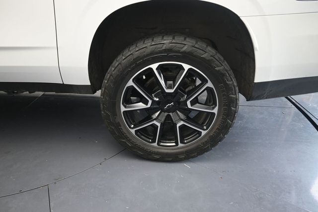 2024 Chevrolet Suburban RST - 6