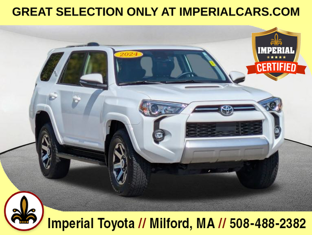 2024 Toyota 4Runner TRD Off-Road Premium 1