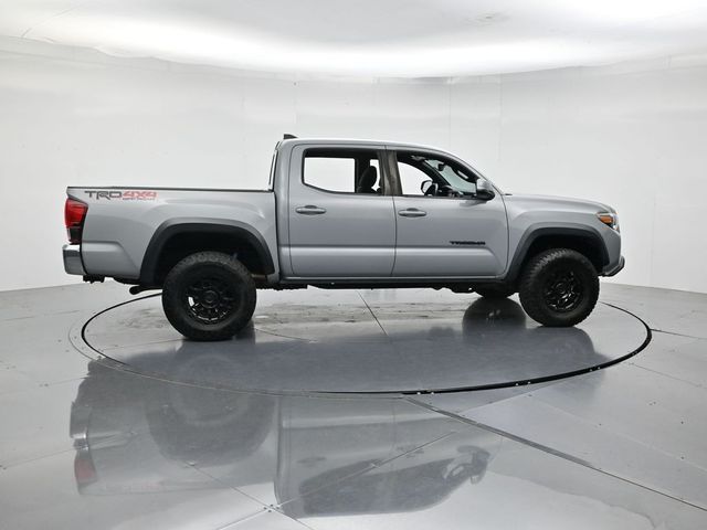 Used 2019  Toyota TRD Off-Road image 2