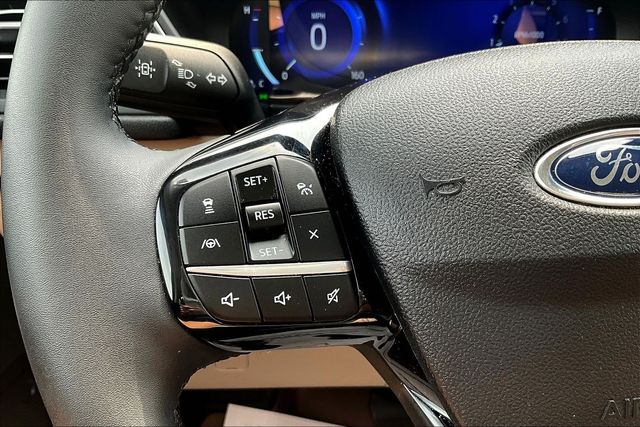 2022 Ford Escape Titanium - 10