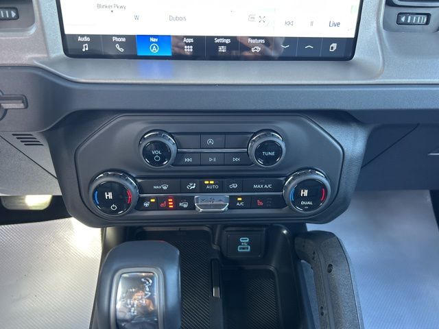 New 2025 Gray Ford Outer Banks image 24