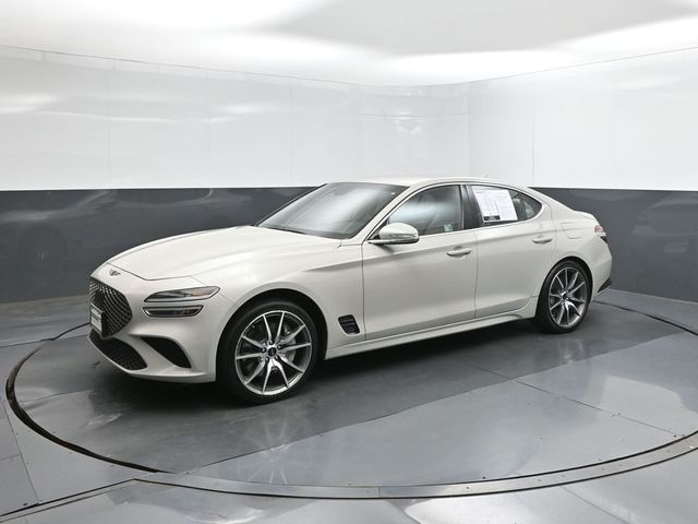 Vatna Gray 2025 Genesis G70 2.5T Standard RWD Sedan Rear-Wheel Drive 8-Speed Automatic