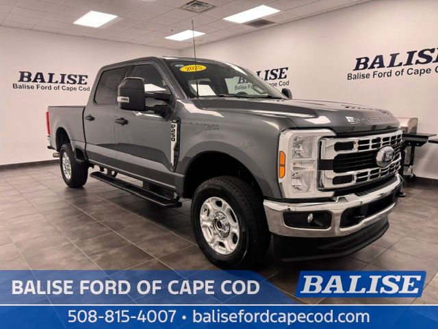 2025 Ford F-250 Super Duty XLT Crew Cab 4WD