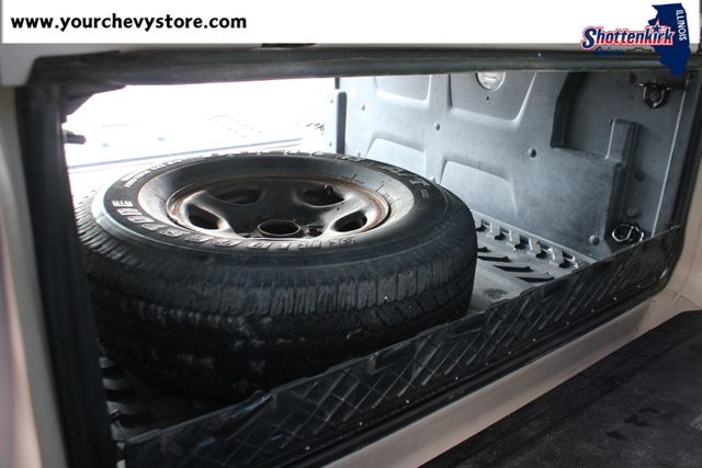 Used 2005 Chevrolet Avalanche 1500 Truck