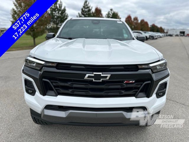 2023 Chevrolet Colorado Z71 8