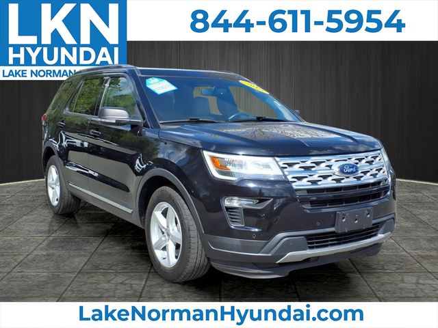 Black Metallic 2019 Ford Explorer XLT SUV / Crossover Front-Wheel Drive 6-Speed Automatic