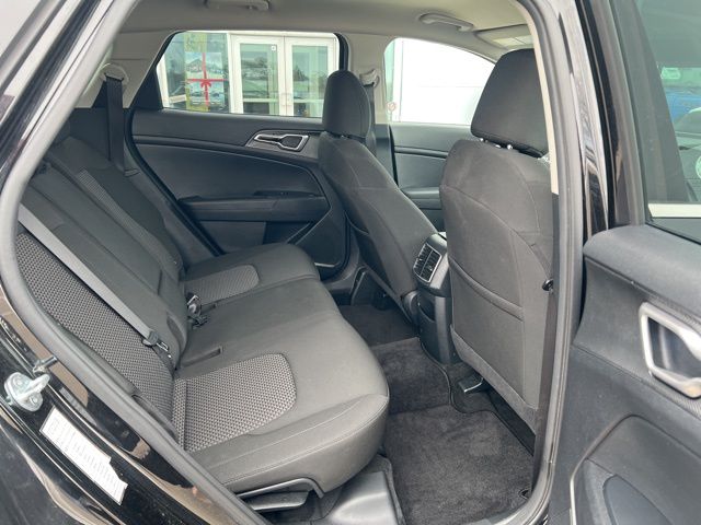 2024 Kia Sportage LX - Fusion Black exterior view 7