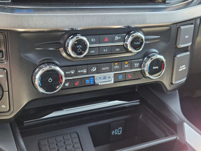2026 Ford F-350 Super Duty Platinum - Photo 13