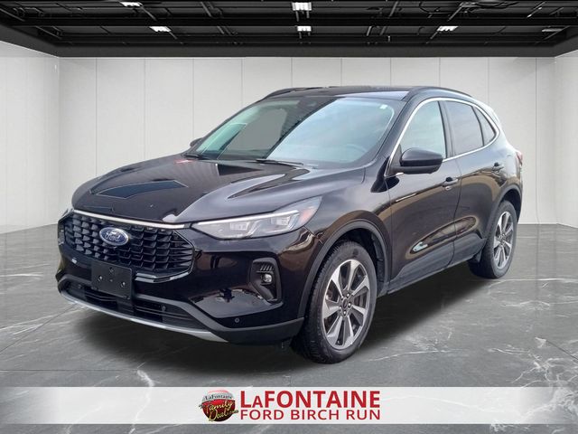 Black 2024 Ford Escape Platinum AWD SUV / Crossover All-Wheel Drive 8-Speed Automatic