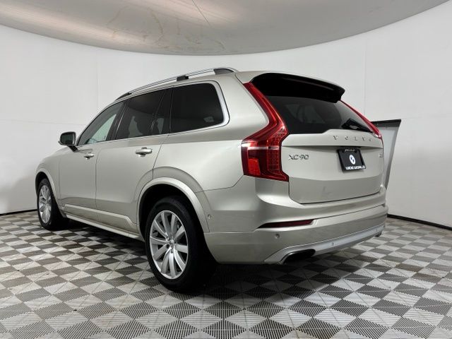 Used 2016  Volvo T6 Momentum image 5