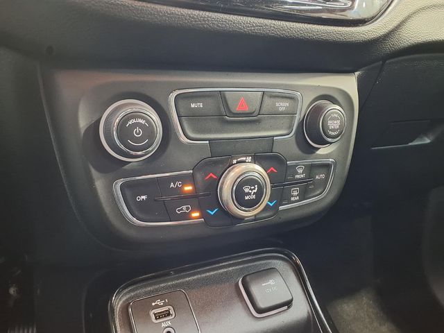 2020 Jeep Compass Limited Gray at Durrett Motor Company