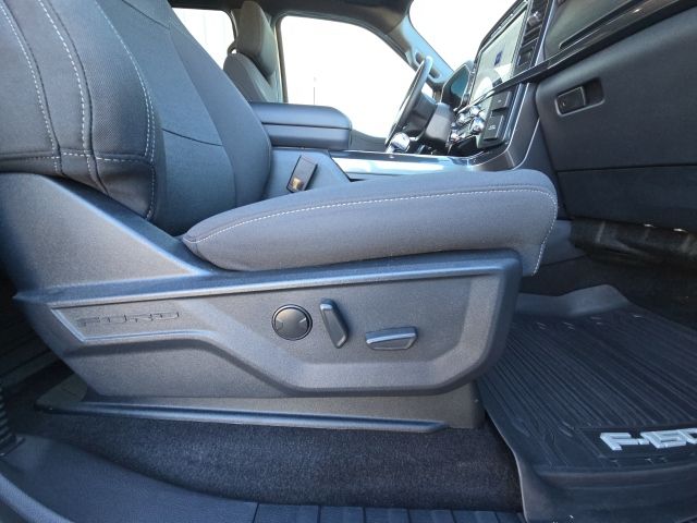 2023 Ford F-150 XLT:B02124