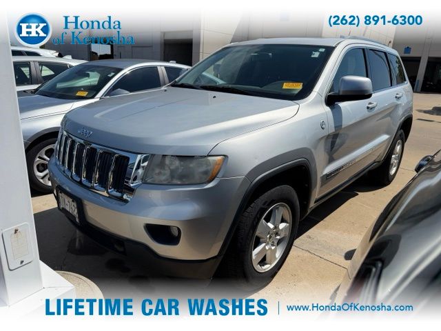 Bright Silver Metallic Clearcoat 2012 Jeep Grand Cherokee SUV / Crossover Four-Wheel Drive 5-Speed Automatic