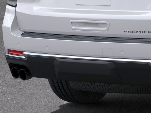 2025 Chevrolet Suburban Premier photo