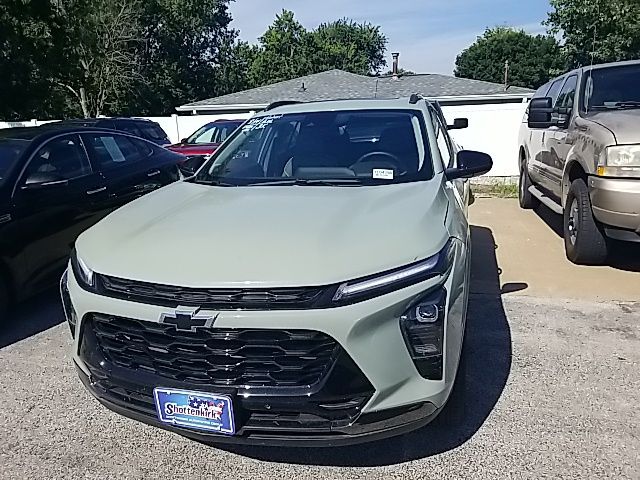 Used 2026 Chevrolet Trax SUV
