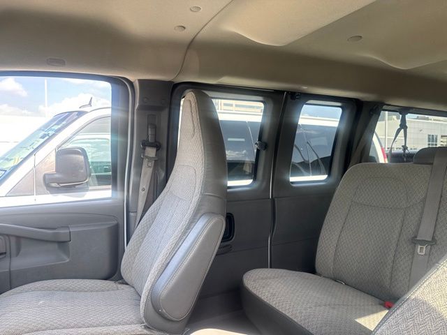 2016 Chevrolet Express 3500 LT - 7