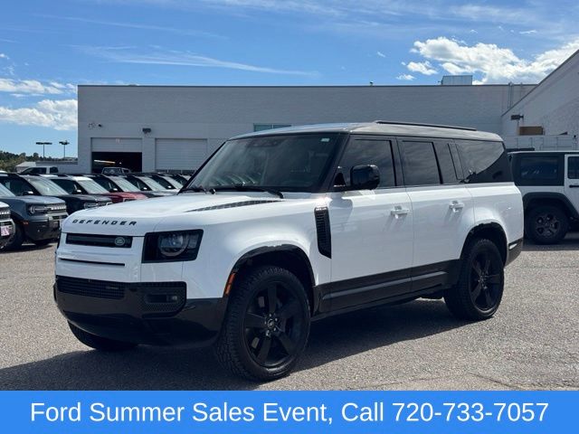 2023 Land Rover Defender 130 X-Dynamic SE AWD