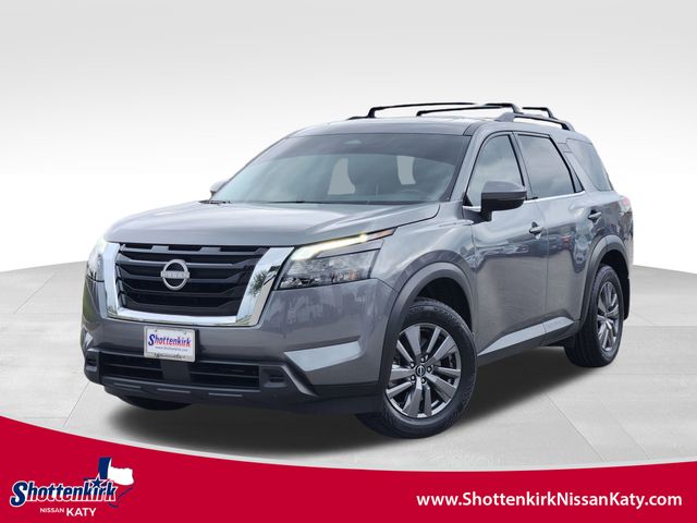 2025 Nissan Pathfinder SV's photo