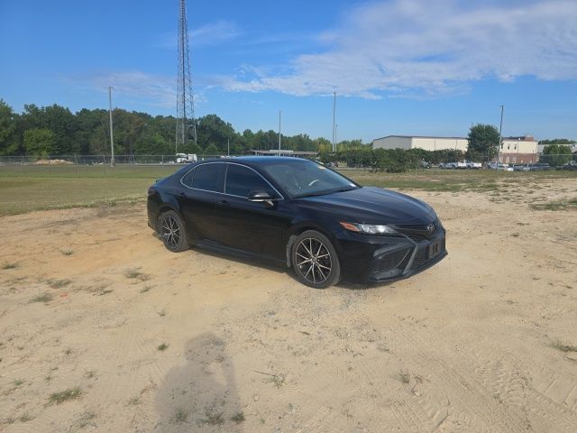 Used 2022 Midnight Black Metallic Toyota SE image 18