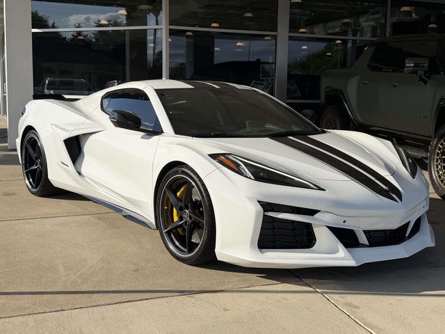 2025 Chevrolet Corvette E-Ray Coupe 2LZ's photo