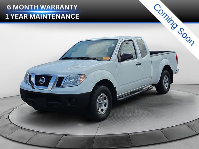 Glacier White 2017 Nissan Frontier Pickup Truck 4X2 5-Speed Automatic Overdrive