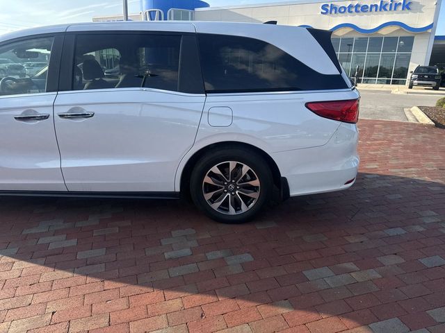 Used 2024 Honda Odyssey Van