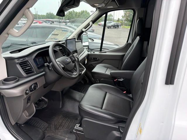 New 2026 White Ford Base image 11