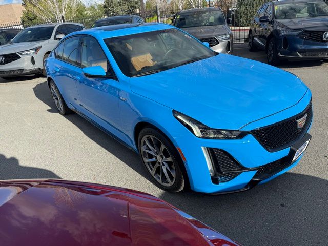 View vehicle photo 6