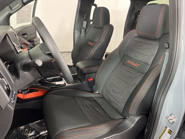 2025 Boulder Gray Pearl Nissan Frontier PRO-X RWD Truck