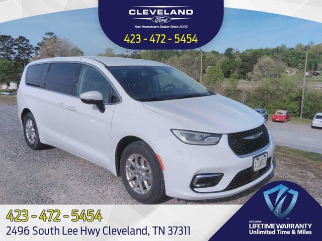 Bright White Clearcoat 2023 Chrysler Pacifica Touring L FWD Minivan Front-Wheel Drive 9-Speed Automatic